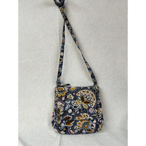 Women's Vera Bradley Crossbody‎ Bag Medium Gray Floral, Preowned